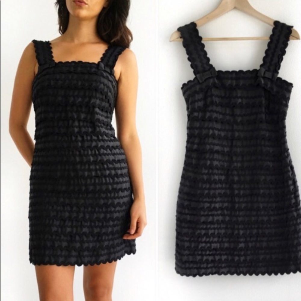 Beautiful good condition black dress